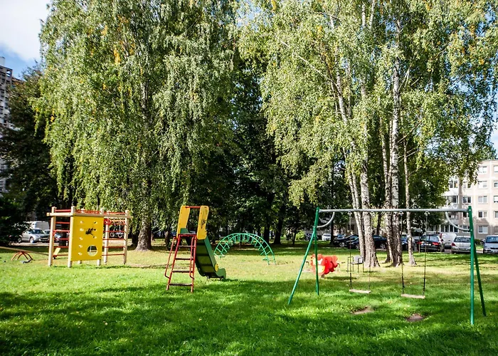 Urban Escape - One Bedroom Kreves 16 *